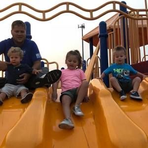 Meet your Posher, Kurtis